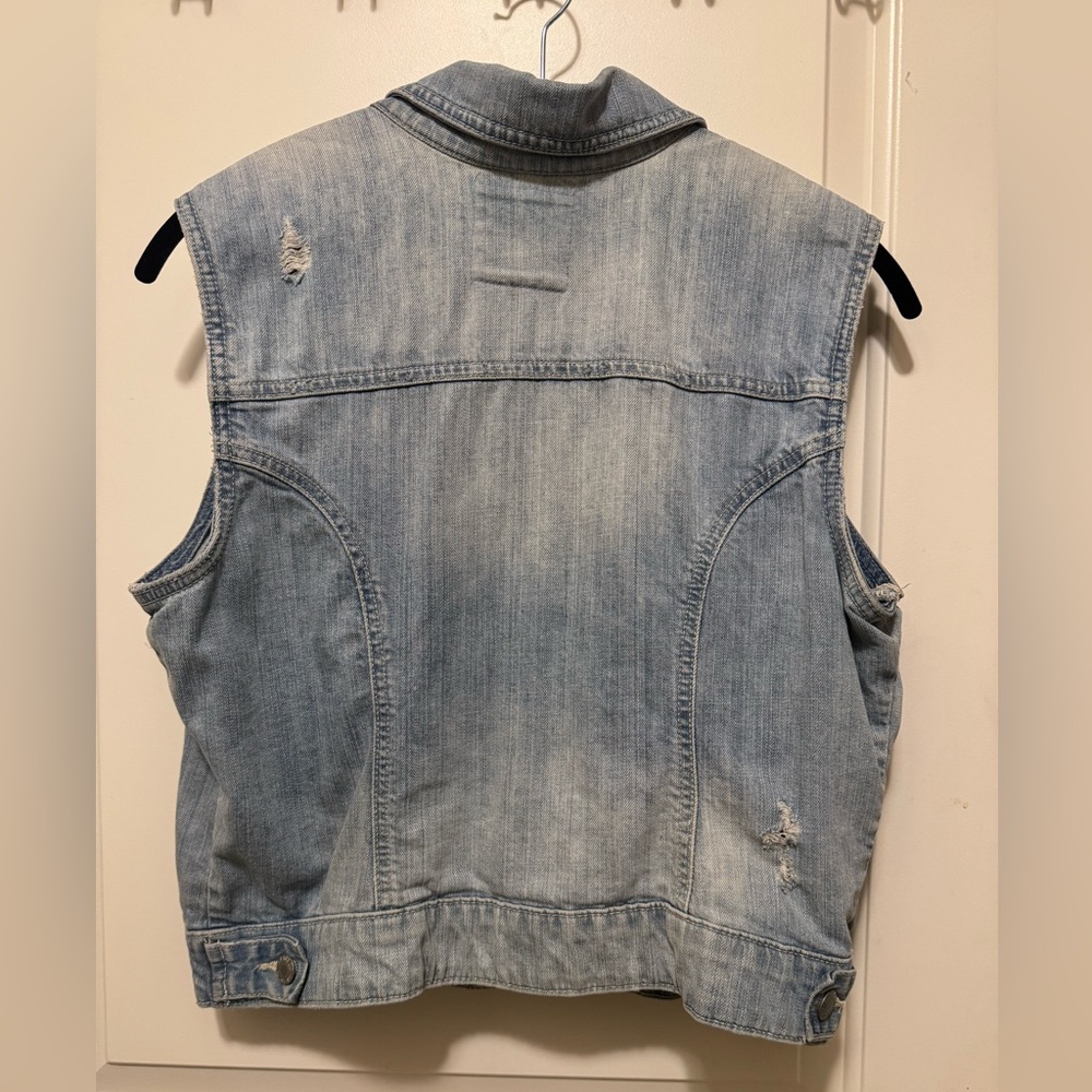 GARAGE Light Wash Distressed Denim Vest Size L - Picture 2 of 7
